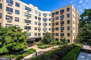 1801 Clydesdale Pl NW, Washington, DC 20009 - Photo 2