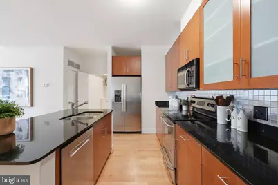 910 M Street NW #1112, Washington, DC 20001 - Photo 8