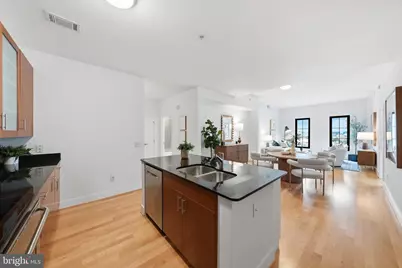 910 M Street NW #1112, Washington, DC 20001 - Photo 10