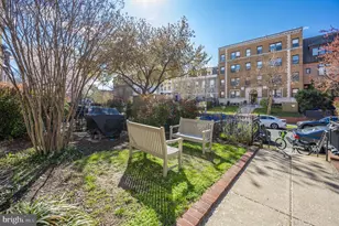 1321 NW Fairmont Street NW, Washington, DC 20009 - Photo 40