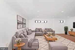 1321 NW Fairmont Street NW, Washington, DC 20009 - Photo 10