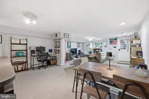 1302 A St SE, Washington, DC 20003 - Photo 48