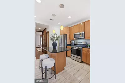 1302 A Street SE, Washington, DC 20003 - Photo 30