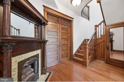1302 A Street SE, Washington, DC 20003 - Photo 8