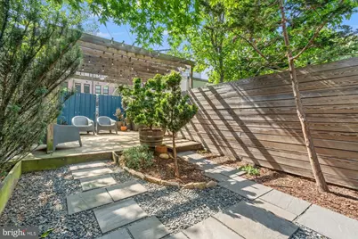 515 14th Street SE, Washington, DC 20003 - Photo 32