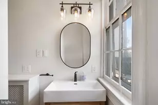 405 Constitution Ave NE, Washington, DC 20002 - Photo 20