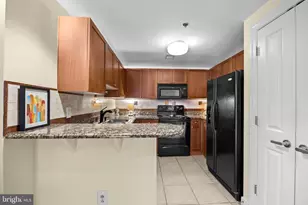 777 7th St NW, Washington, DC 20001 - Photo 14