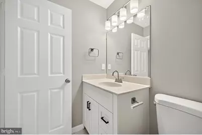 906 Blakney Lane SE, Washington, DC 20032 - Photo 38