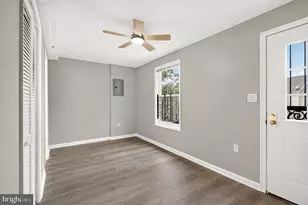 906 Blakney Ln SE, Washington, DC 20032 - Photo 8