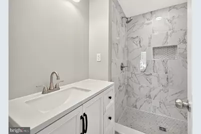 906 Blakney Lane SE, Washington, DC 20032 - Photo 42