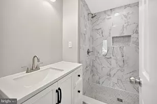 906 Blakney Ln SE, Washington, DC 20032 - Photo 42