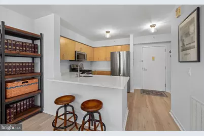 1000 New Jersey Avenue SE #815, Washington, DC 20003 - Photo 6