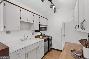 4114 Davis Pl NW, Washington, DC 20007 - Photo 10