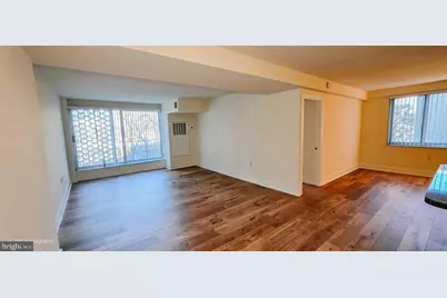 800 4th Street SW #S402, Washington, DC 20024 - Photo 6