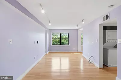 212 Oakwood Street SE #315, Washington, DC 20032 - Photo 2