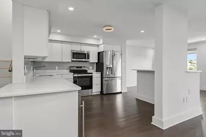 2111 Wisconsin Avenue NW #PH8, Washington, DC 20007 - Photo 8