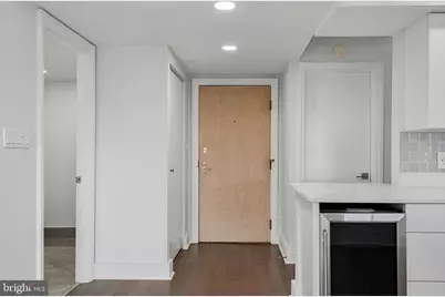 2111 Wisconsin Avenue NW #PH8, Washington, DC 20007 - Photo 4