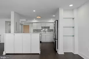 2111 Wisconsin Ave NW, Washington, DC 20007 - Photo 12