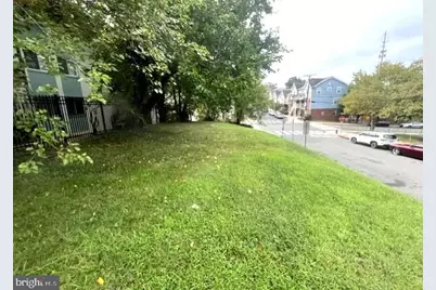 5000 C Street SE, Washington, DC 20019 - Photo 2