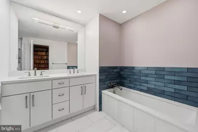 2700 Calvert Street NW #712, Washington, DC 20008 - Photo 18