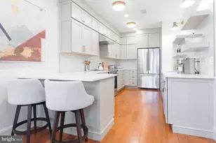 1641 R St NW, Washington, DC 20009 - Photo 4
