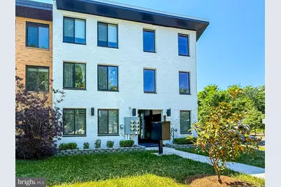 1601 North Carolina Avenue NE #5, Washington, DC 20002 - Photo 1