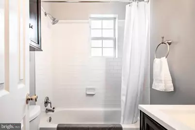 17 SE 17th Street SE, Washington, DC 20003 - Photo 10