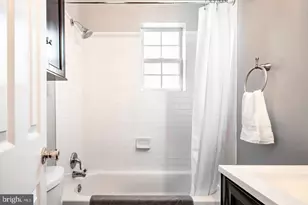 17 SE 17th Street SE, Washington, DC 20003 - Photo 10