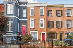 329 6th St SE, Washington, DC 20003 - Photo 1