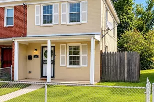 211 55th St NE, Washington, DC 20019 - Photo 2