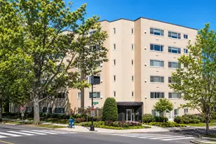 5315 Connecticut Ave NW, Washington, DC 20015 - Photo 14