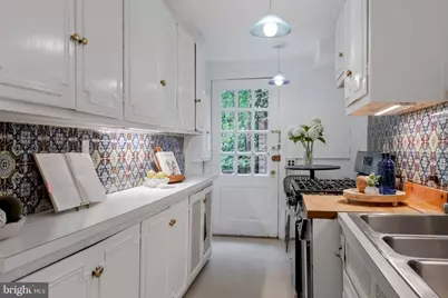 1528 33rd Street NW, Washington, DC 20007 - Photo 18