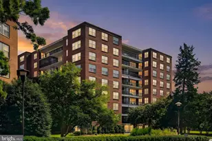 3900 Watson Pl NW, Washington, DC 20016 - Photo 4