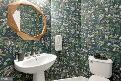 553 Regent Place NE, Washington, DC 20017 - Photo 20