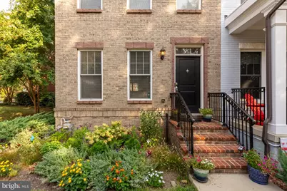 553 Regent Place NE, Washington, DC 20017 - Photo 4