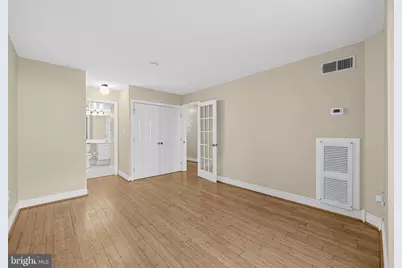 2111 Wisconsin Avenue NW #104, Washington, DC 20007 - Photo 22