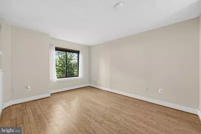 2111 Wisconsin Avenue NW #104, Washington, DC 20007 - Photo 20