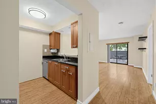 2111 Wisconsin Ave NW, Washington, DC 20007 - Photo 2