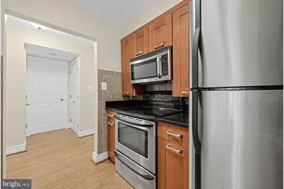2111 Wisconsin Avenue NW #104, Washington, DC 20007 - Photo 12
