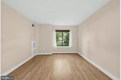 2111 Wisconsin Avenue NW #104, Washington, DC 20007 - Photo 18