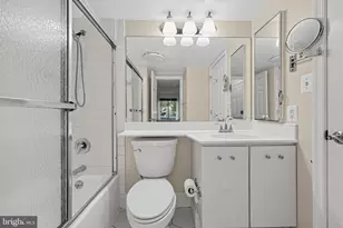 2111 Wisconsin Ave NW, Washington, DC 20007 - Photo 24