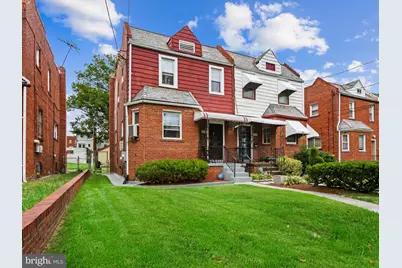 5334 E Capitol Street NE, Washington, DC 20019 - Photo 2