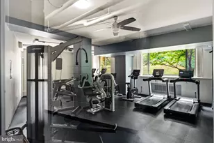 4200 Cathedral Ave NW, Washington, DC 20016 - Photo 24