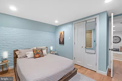 207 10th Street SE, Washington, DC 20003 - Photo 36