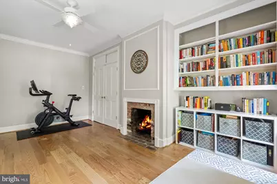 207 10th Street SE, Washington, DC 20003 - Photo 22
