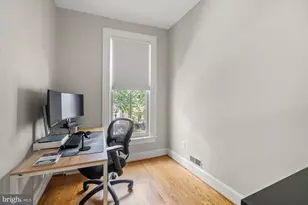 207 10th St SE, Washington, DC 20003 - Photo 24