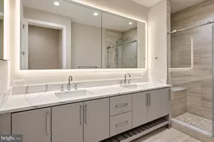 646 H St NE, Washington, DC 20002 - Photo 10