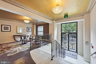 2127 California St NW, Washington, DC 20008 - Photo 20