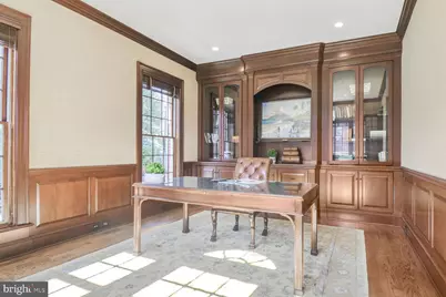 1935 Foxview Circle NW, Washington, DC 20007 - Photo 6