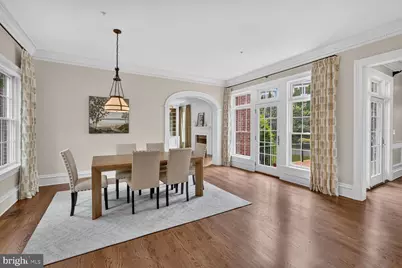 1935 Foxview Circle NW, Washington, DC 20007 - Photo 10